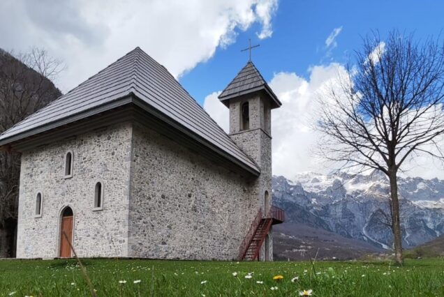 Comfortable Van Transport Shkoder Theth – Transport Theth Shkoder. Daily one-way or round-trip rides with experienced drivers and cozy seats
